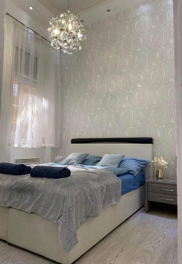 White Luxury Apartment Budapest Eksteriør bilde