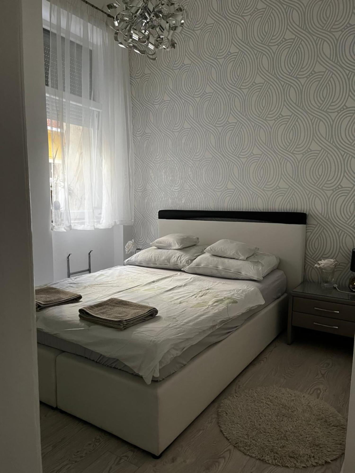 White Luxury Apartment Budapest Eksteriør bilde